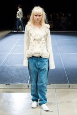 モトヒロ タンジ 2017-18年秋冬コレクション - ニットの世界で表現する、水面が捉えた自然｜写真30