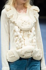 モトヒロ タンジ 2017-18年秋冬コレクション - ニットの世界で表現する、水面が捉えた自然｜写真31