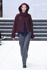 ハウスコミューン 2017-18秋冬コレクション、“新時代エレガンス” 女性が内に秘める強さ｜写真8