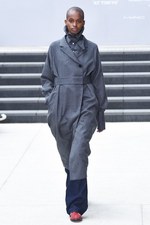 ハウスコミューン 2017-18秋冬コレクション、“新時代エレガンス” 女性が内に秘める強さ｜写真14