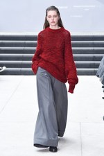 ハウスコミューン 2017-18秋冬コレクション、“新時代エレガンス” 女性が内に秘める強さ｜写真22