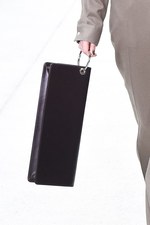 ハウスコミューン 2017-18秋冬コレクション、“新時代エレガンス” 女性が内に秘める強さ｜写真28