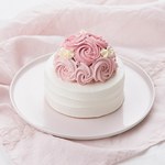 パティスリーキハチから、母の日＆こどもの日に向けた限定ケーキ - ブーケや鯉のぼりをイメージ｜写真1