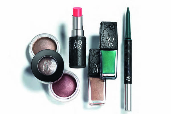 エメラルドグリーン｜コスメデコルテ17年夏の新作、AQ MW アイグロウ ジェムの新色やエメラルドグリーンのアイライナー