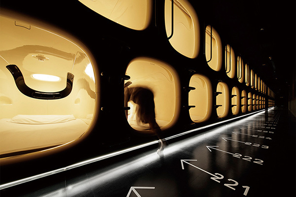 「ナインアワーズ(9h)」