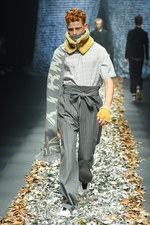 ディスカバード 17年秋冬コレクション - プライマル・スクリームの楽曲を元に、反ミリタリーを呈する｜写真8