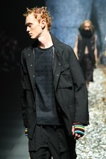 ディスカバード 17年秋冬コレクション - プライマル・スクリームの楽曲を元に、反ミリタリーを呈する｜写真11