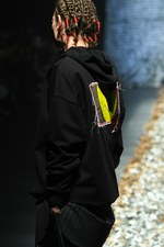 ディスカバード 17年秋冬コレクション - プライマル・スクリームの楽曲を元に、反ミリタリーを呈する｜写真17