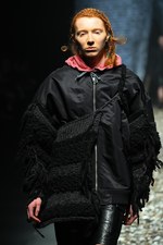 ディスカバード 17年秋冬コレクション - プライマル・スクリームの楽曲を元に、反ミリタリーを呈する｜写真41