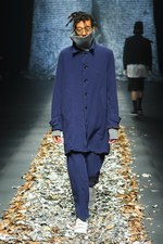 ディスカバード 17年秋冬コレクション - プライマル・スクリームの楽曲を元に、反ミリタリーを呈する｜写真50