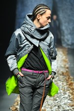 ディスカバード 17年秋冬コレクション - プライマル・スクリームの楽曲を元に、反ミリタリーを呈する｜写真52