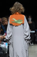 モト ゴー 2017年秋冬コレクション - 眠りと学校と遊び、懐かしい少年時代の日常が浮かび上がる｜写真26