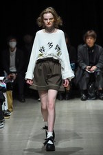 モト ゴー 2017年秋冬コレクション - 眠りと学校と遊び、懐かしい少年時代の日常が浮かび上がる｜写真51