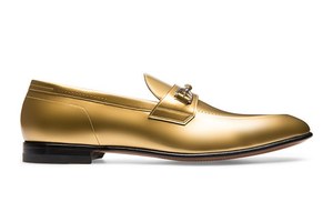 バリーからゴールドやシルバーのバッグ＆シューズ登場 - ソメ・B ターンもメタリックカラーに｜写真6