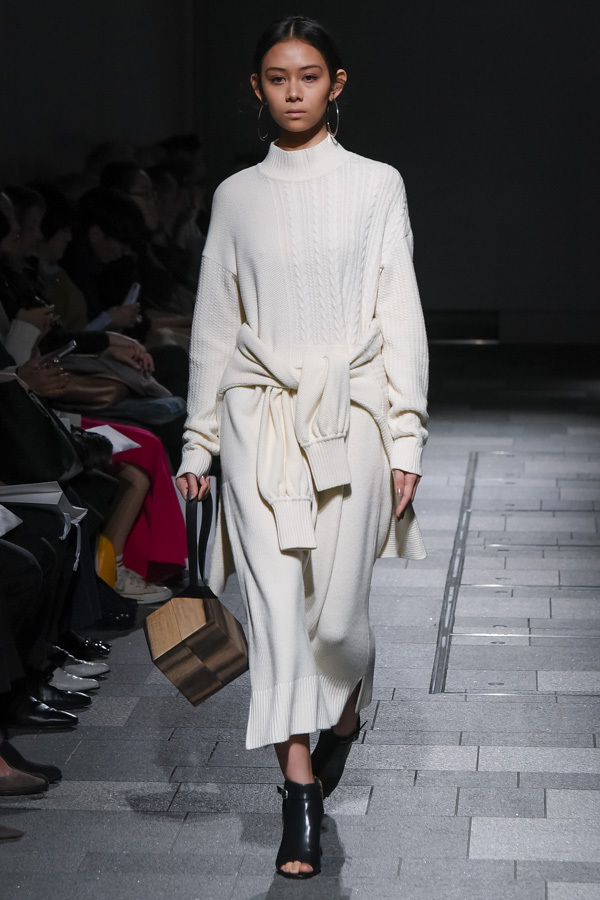 ハナエモリ マニュスクリ(Hanae Mori manuscrit) 2017-18年秋冬ウィメンズコレクション シルエット - 写真13