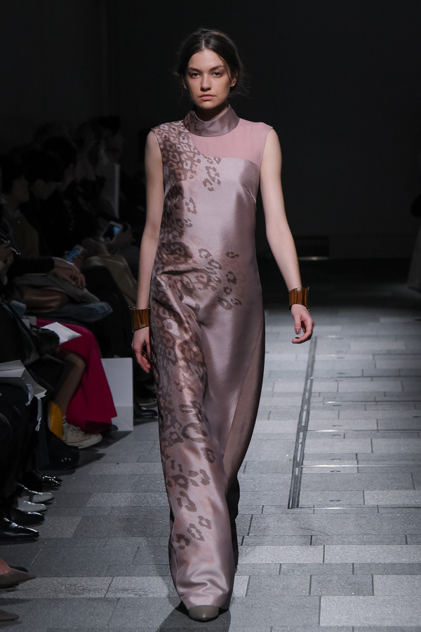 ハナエモリ マニュスクリ(Hanae Mori manuscrit) 2017-18年秋冬ウィメンズコレクション シルエット - 写真21