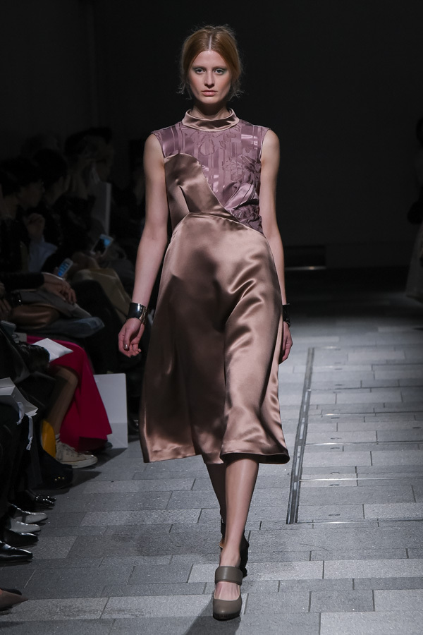 ハナエモリ マニュスクリ(Hanae Mori manuscrit) 2017-18年秋冬ウィメンズコレクション シルエット - 写真22