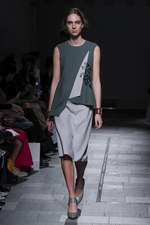 ハナエモリ マニュスクリ 2017年秋冬コレクション - 異なるものを共存させ、大地の自然を洋服に｜写真16