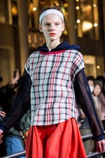 ディーベック 2017年春夏コレクション、原宿・キャットストリートに舞い降りた“新アウトドアウェア”｜写真11