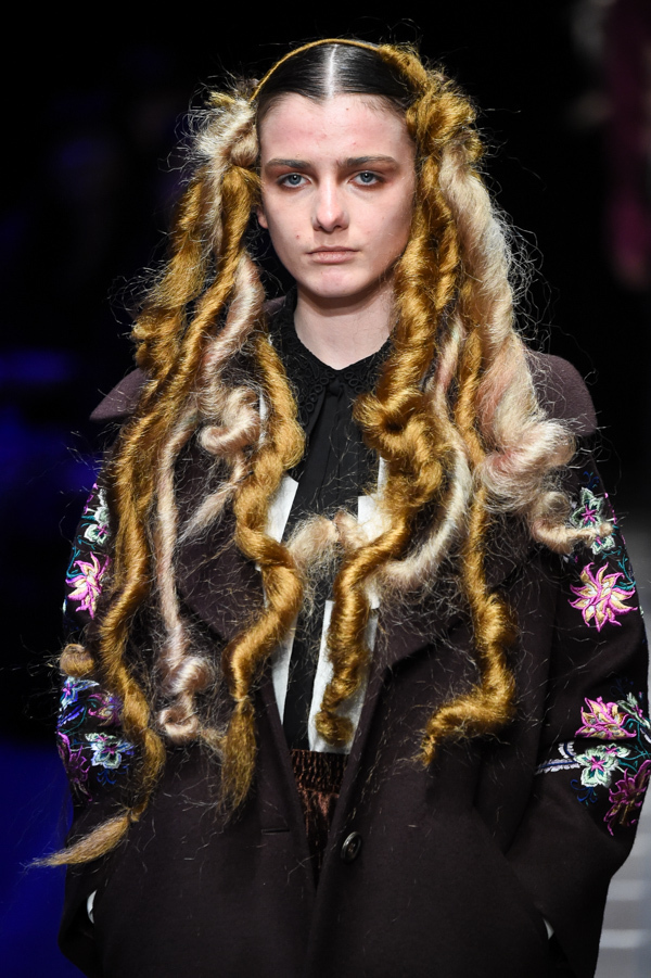 ミューラル 2017-18年秋冬<span>コレクション</span> - 写真25