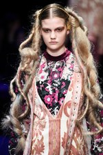 ミューラル 2017-18年秋冬コレクション - 温かなハートの中で感じたもの寂しさ｜写真49