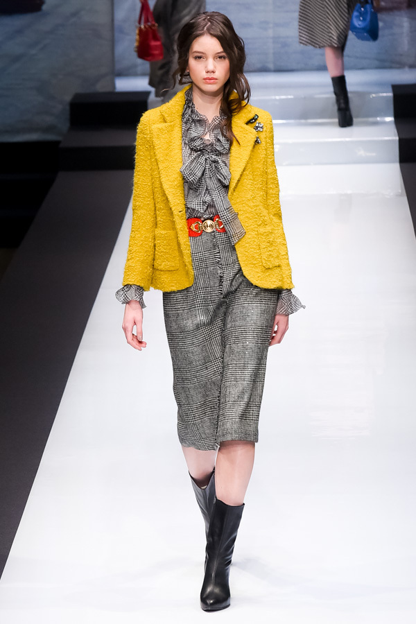 ユキ トリヰ インターナショナル 17-18年秋冬コレクション - 柄や色でスタイリングに華を添えて - ファッションプレス