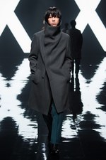 リチウム 2017-18年秋冬コレクション - 極限まで研ぎ澄まされたベーシックの形｜写真28