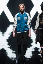 リチウム 2017-18年秋冬コレクション - 極限まで研ぎ澄まされたベーシックの形｜写真37