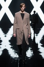 リチウム 2017-18年秋冬コレクション - 極限まで研ぎ澄まされたベーシックの形｜写真43