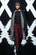 リチウム 2017-18年秋冬コレクション - 極限まで研ぎ澄まされたベーシックの形｜写真51