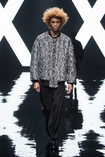 リチウム 2017-18年秋冬コレクション - 極限まで研ぎ澄まされたベーシックの形｜写真65