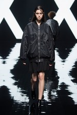 リチウム 2017-18年秋冬コレクション - 極限まで研ぎ澄まされたベーシックの形｜写真66