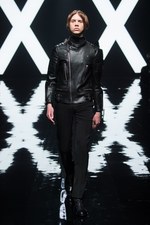 リチウム 2017-18年秋冬コレクション - 極限まで研ぎ澄まされたベーシックの形｜写真72