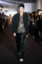 ターク(TAAKK) ボーダレス｜写真4