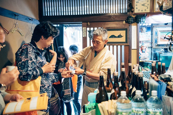 おつまみ｜「日本酒利き歩きイベント」日本橋エリアで開催 - 全国各地の約51蔵による日本酒を味わう