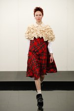 トリコ・コム デ ギャルソン17年秋冬コレクション - ミックスによる重層構造に軽やかな風を吹かせて｜写真20