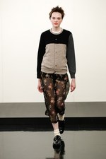 トリコ・コム デ ギャルソン17年秋冬コレクション - ミックスによる重層構造に軽やかな風を吹かせて｜写真33