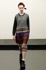 トリコ・コム デ ギャルソン17年秋冬コレクション - ミックスによる重層構造に軽やかな風を吹かせて｜写真45