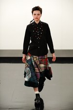 トリコ・コム デ ギャルソン17年秋冬コレクション - ミックスによる重層構造に軽やかな風を吹かせて｜写真50