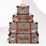 シャーロット オリンピア×グローブ・トロッター、シューズケースを発売 - 旅がテーマのスリッパも｜写真2