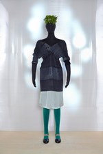 シンプル＆クリアの面白さを提案 - MIYAO(ミヤオ) 2012年春夏コレクション｜写真24