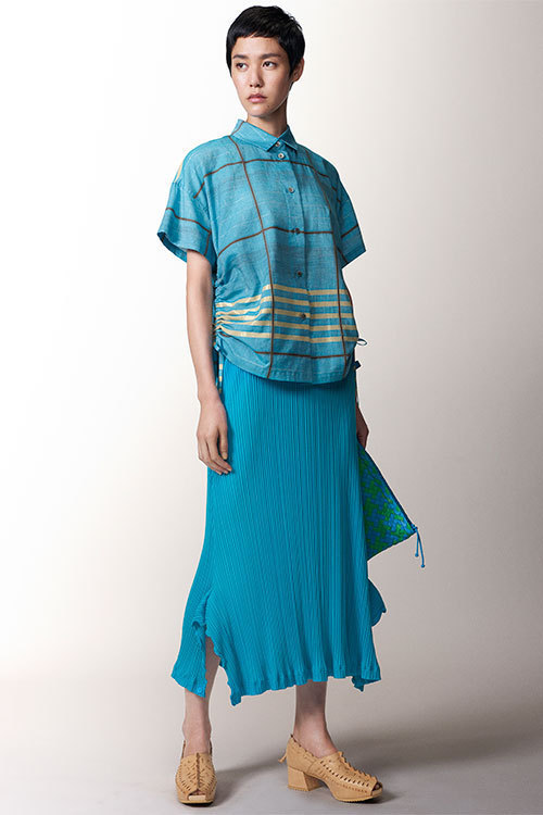 HaaT 17年春夏4月の新作 - アステカのゴールドから着想を得たロングシャツやスカートなど | 写真