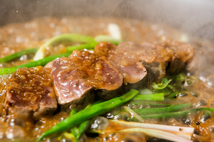 「肉割烹KINTAN」日本橋コレド室町に -焼肉KINTANの新業態、5つの調理法で味わう創作肉料理 | 写真