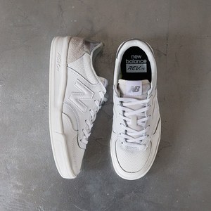 New Balance スニーカー ホワイト w300_NB_white_collection6.jpg