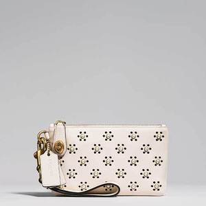 コーチ×ロダルテの限定コレクションをオープニングセレモニー表参道店で発売、バッグやウェアなどを展開｜写真14