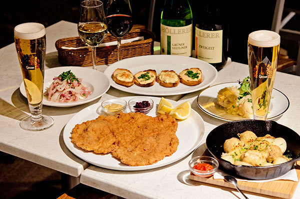 「カフェ ラントマン青山店」