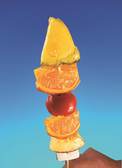 ”28cmのフルーツ飴”大阪・道頓堀にくいだおれ太郎フルーツパーラー「たろうず パーラー」が登場 | 写真
