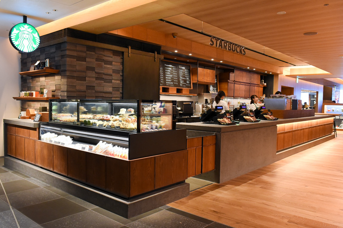 スターバックス(Starbucks) ギンザ シックス｜写真2