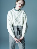 クラネ/クラネオム 2017年秋冬コレクション - “冷”と“温”が共存するアンニュイな世界｜写真2