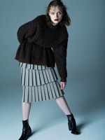 クラネ/クラネオム 2017年秋冬コレクション - “冷”と“温”が共存するアンニュイな世界｜写真17